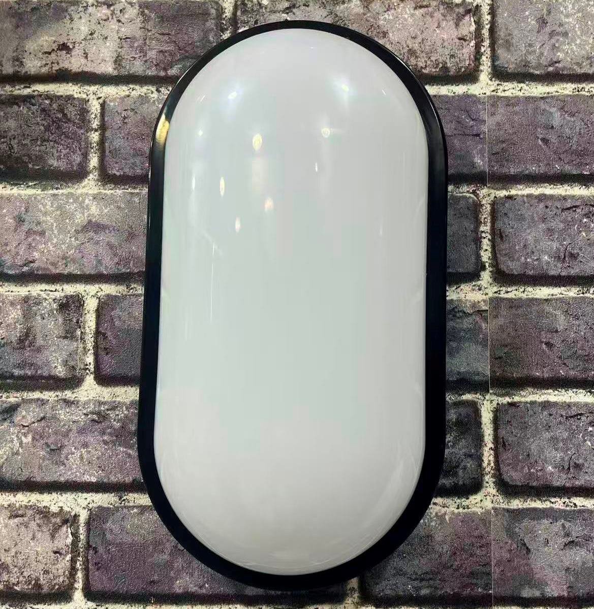 B44.. 24W Oval Bulkhead-Black - Image 1